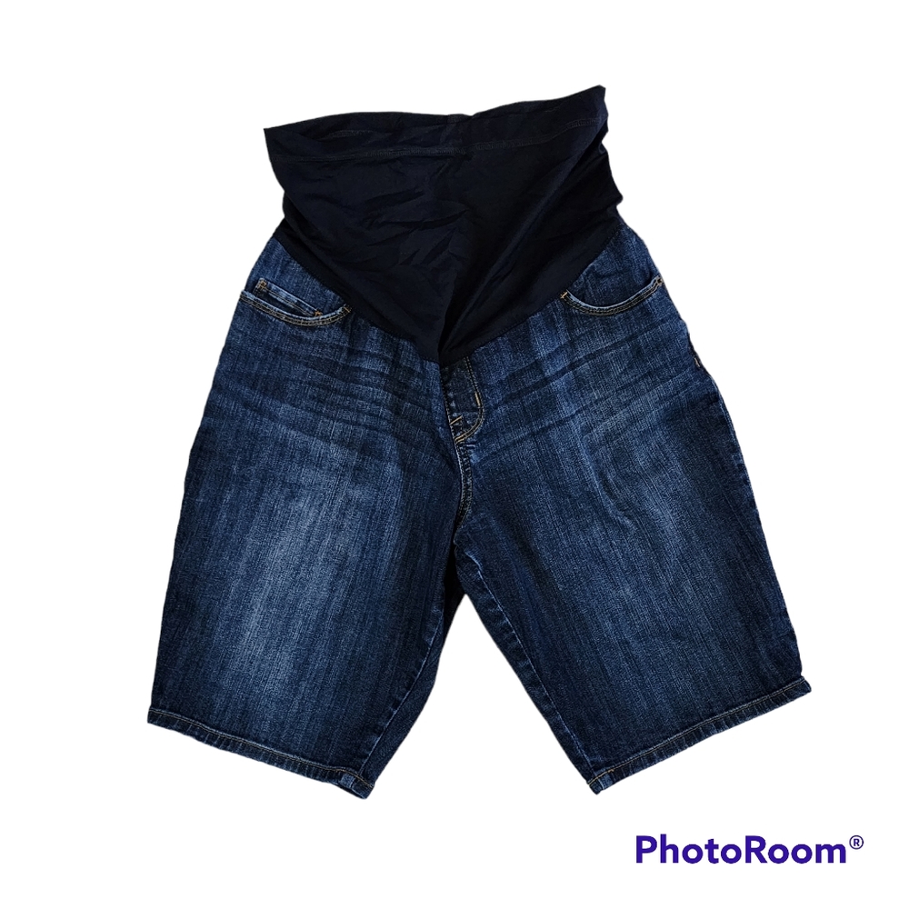 Liz Lange Maternity shorts medium